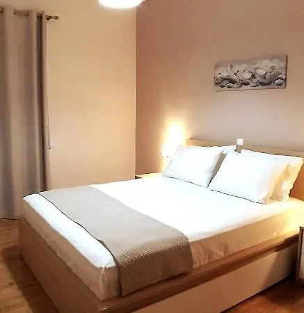 אתונה Modern Home, 6' From The Metro מראה חיצוני תמונה