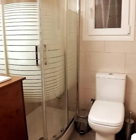 אתונה Modern Home, 6' From The Metro מראה חיצוני תמונה